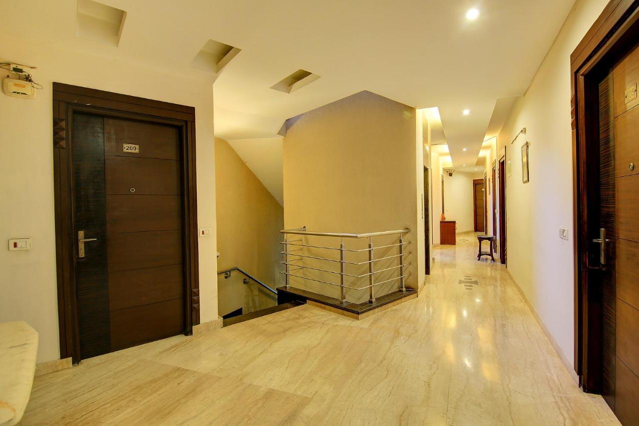 Fabhotel Phoenix Hospitality Gurgaon Exterior foto